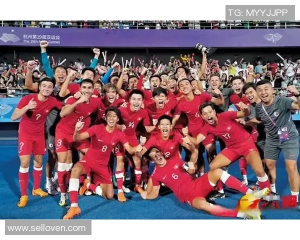 揭露那些被踢爆的足球明星背后的秘密与丑闻 揭露那些被踢爆的足球明星背后的秘密与丑闻